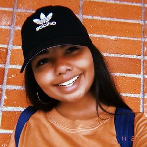 Meet your Posher, Anisa